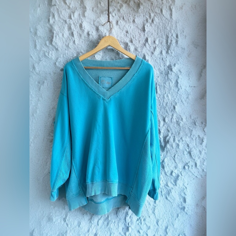 Aerie Vacay Every Day V-Neck Sweatshirt in bright blue - Picture 2 of 14